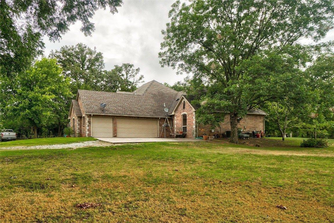 19311 Gordon Cooper Drive, Shawnee, OK 74801