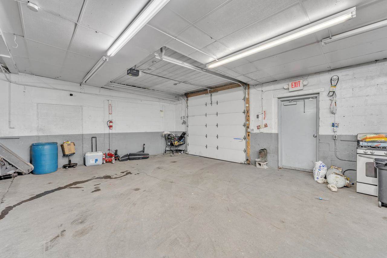 5225 W Electric AVENUE, West Allis, WI 53219