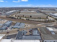 5225 W Electric AVENUE, West Allis, WI 53219