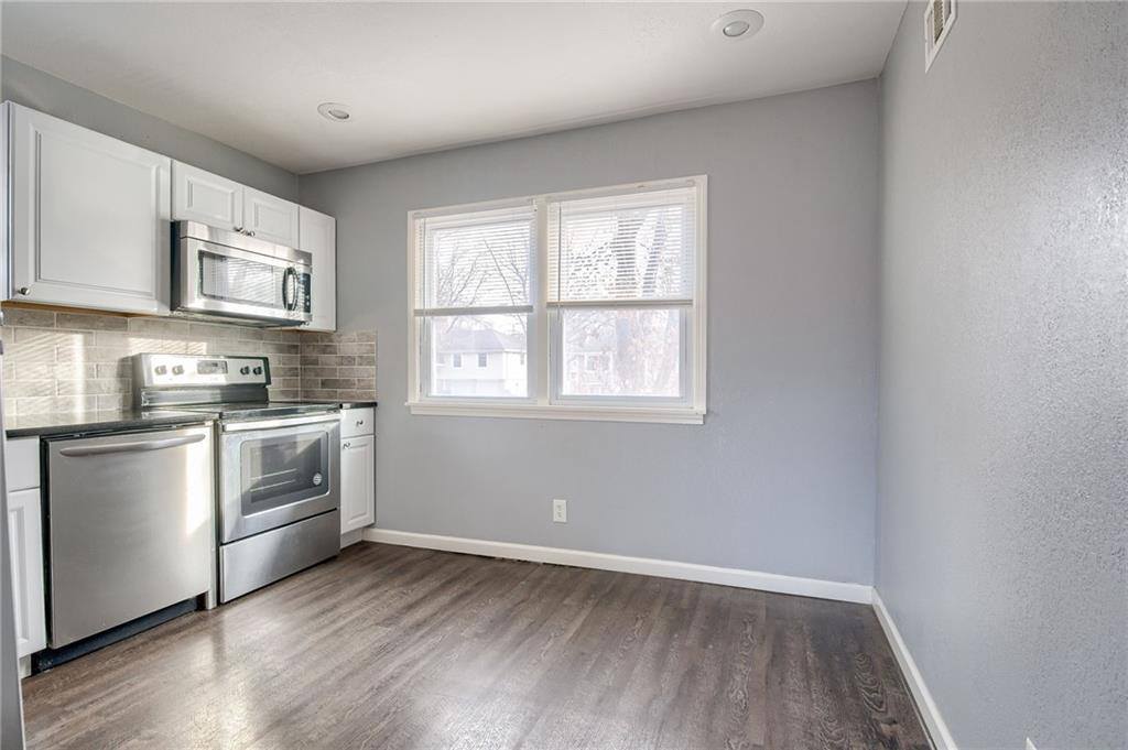 1401 Westminister Road, Blue Springs, MO 64014