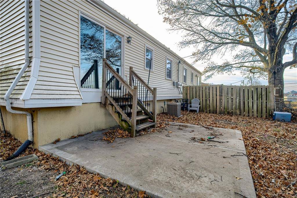 1401 Westminister Road, Blue Springs, MO 64014