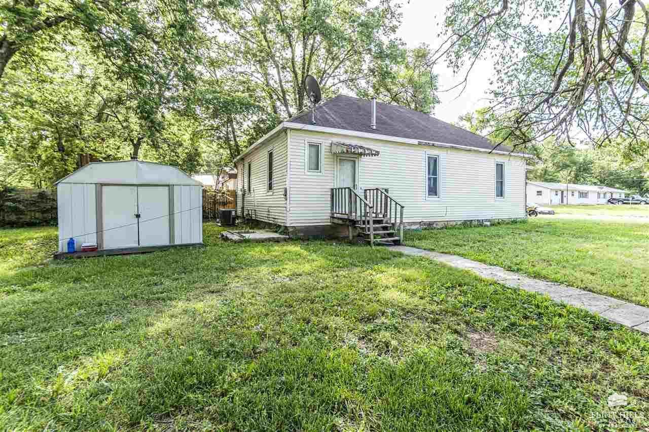 640 West 11th Street, Junction City, KS 66441