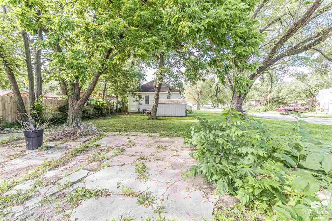 640 West 11th Street, Junction City, KS 66441