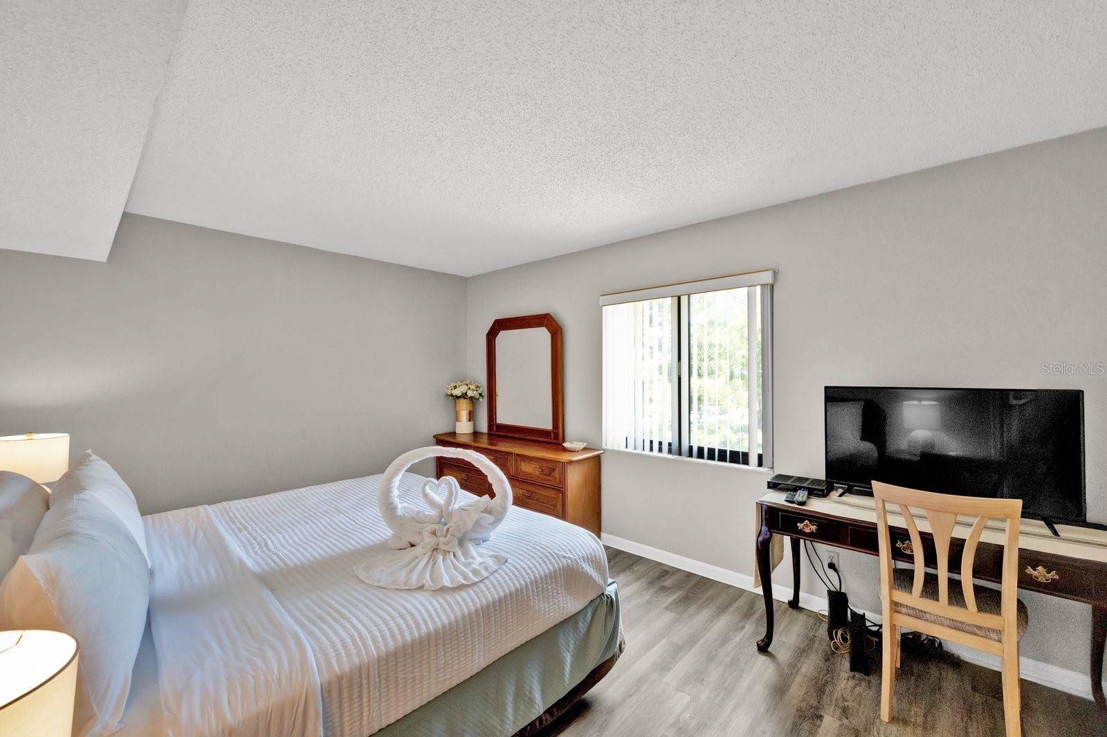 5702 Puerta Del Sol Boulevard South, Saint Petersburg, FL 33715