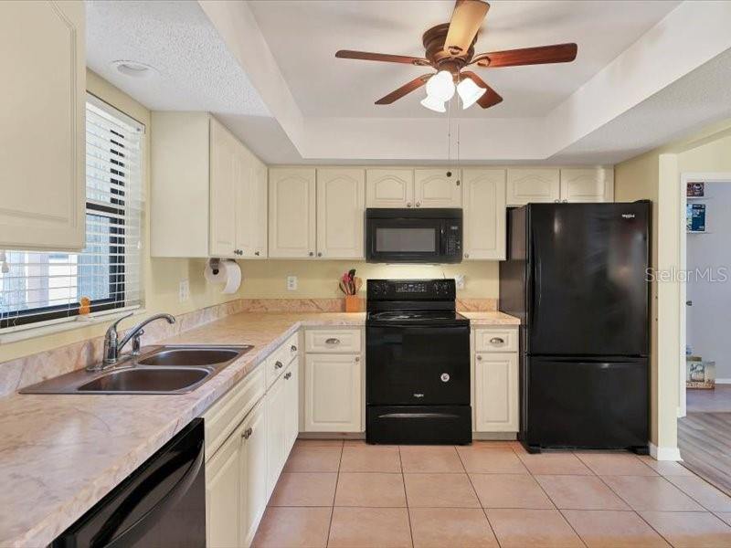 1743 Lake Place, #1743B, Venice, FL 34293