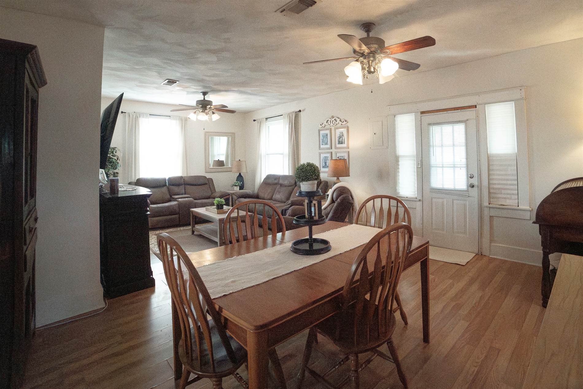 210 North Stanton Avenue, Elkhart, KS 67950