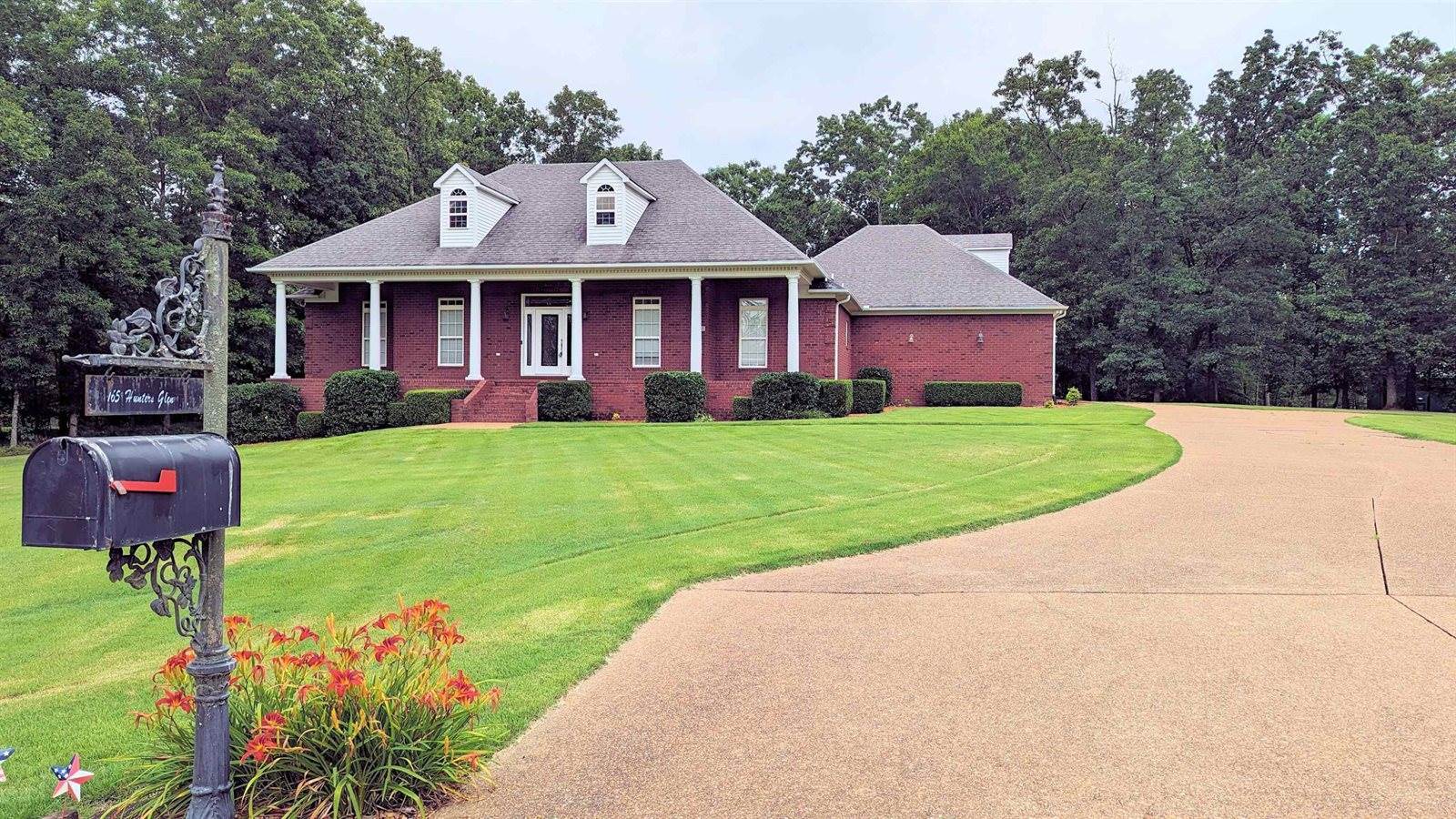 165 Hunters Glen Lane, Henderson, TN 38340