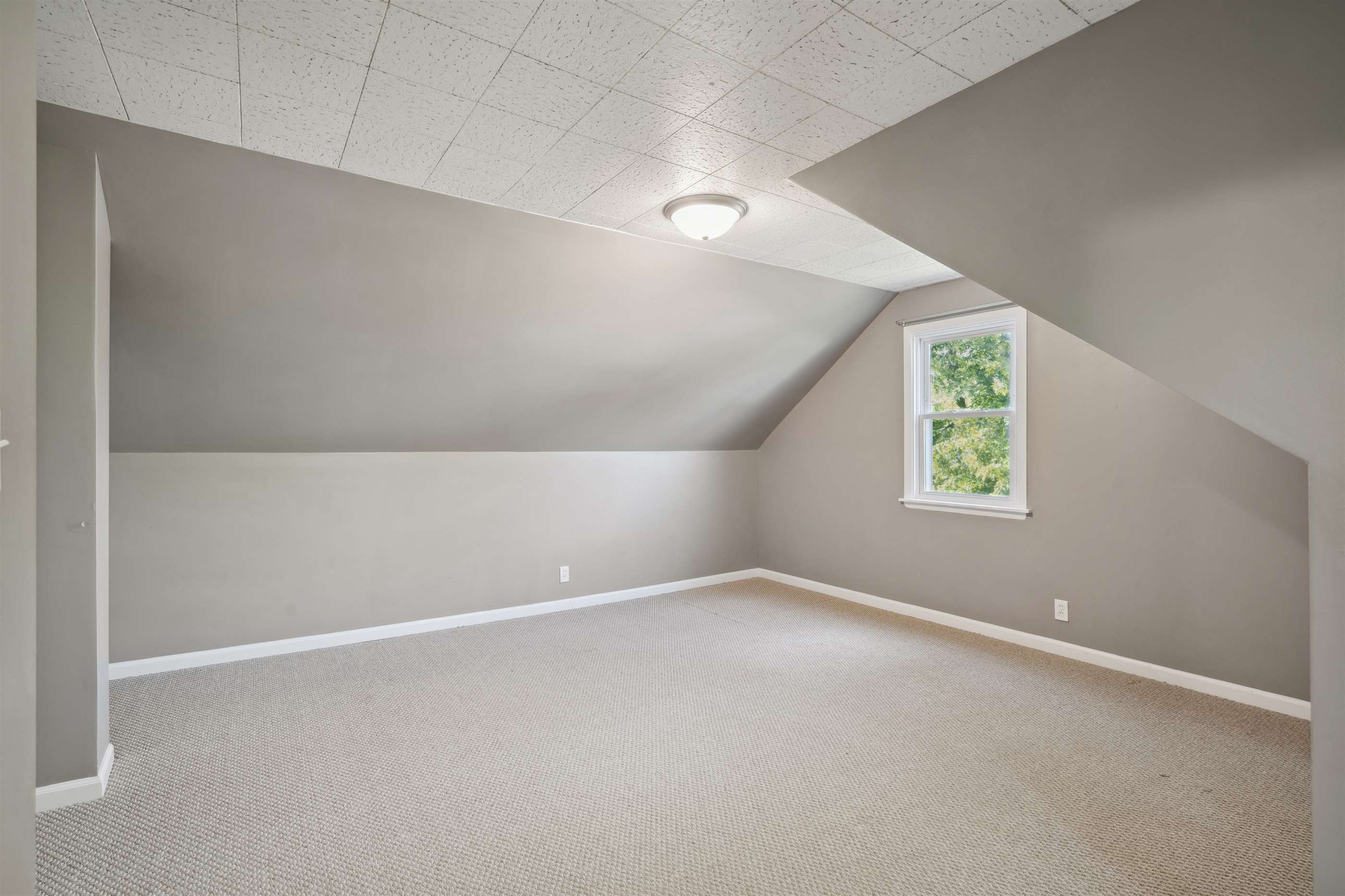 1100 30th SE, Cedar Rapids, IA 52403