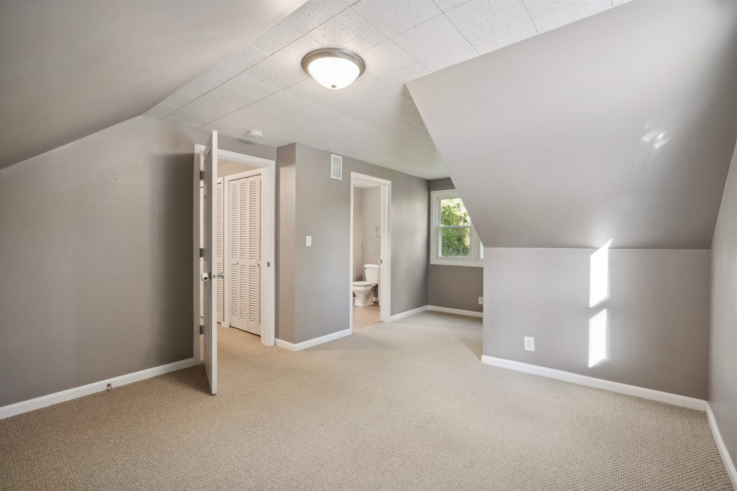 1100 30th SE, Cedar Rapids, IA 52403