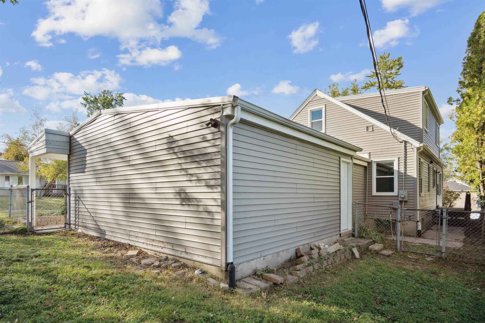 1100 30th SE, Cedar Rapids, IA 52403