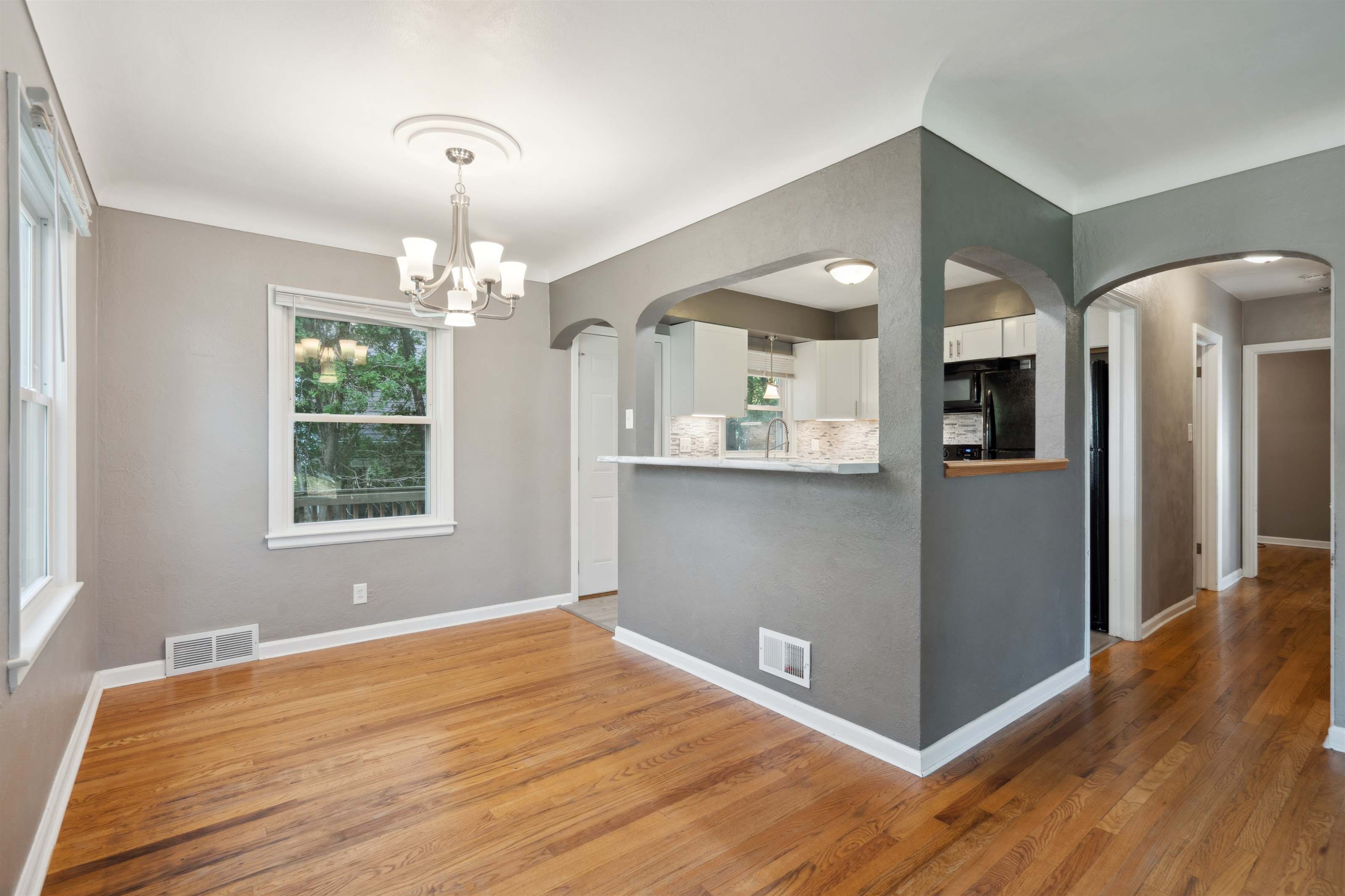 1100 30th SE, Cedar Rapids, IA 52403