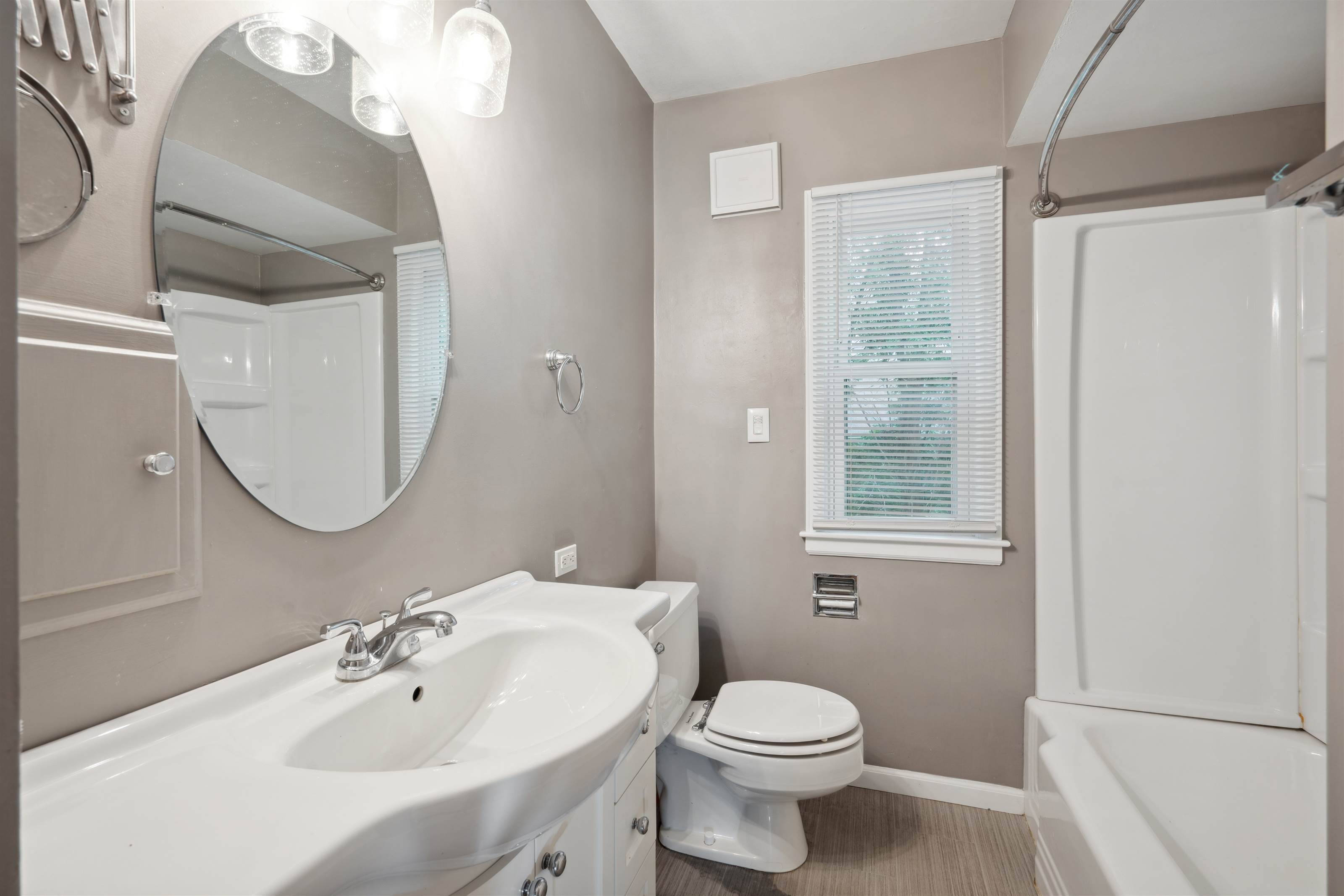 1100 30th SE, Cedar Rapids, IA 52403