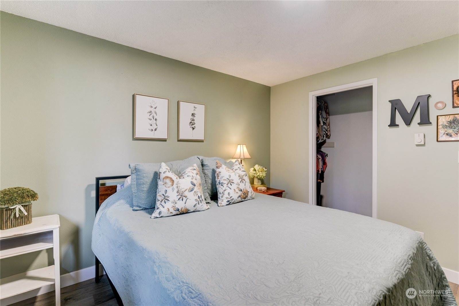 8438 9th Way SE, Olympia, WA 98513