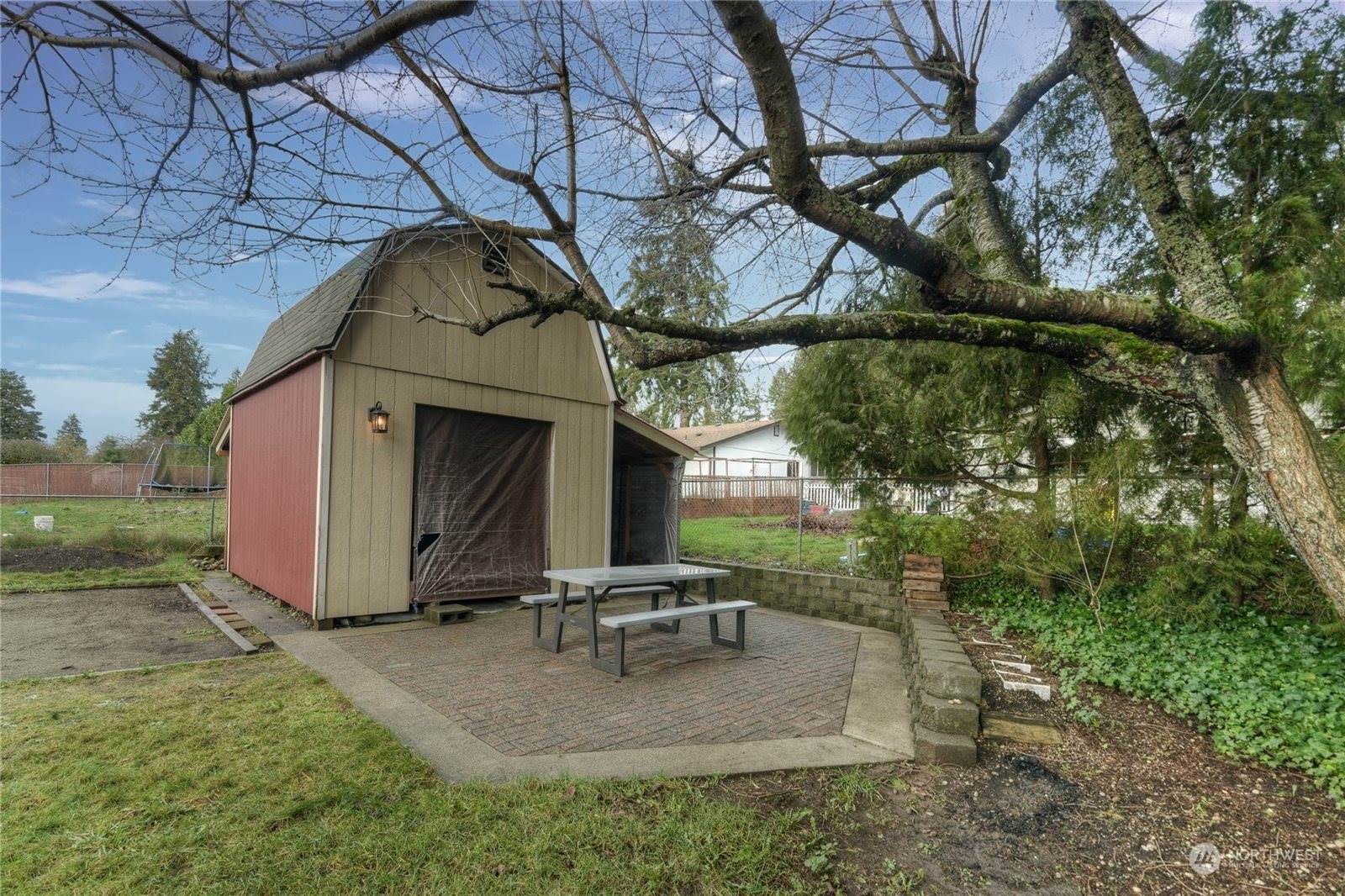 8438 9th Way SE, Olympia, WA 98513