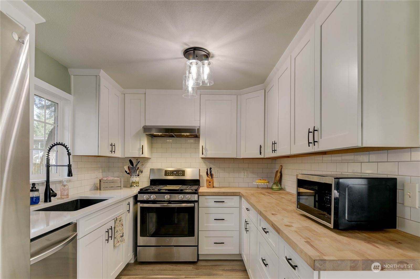 8438 9th Way SE, Olympia, WA 98513