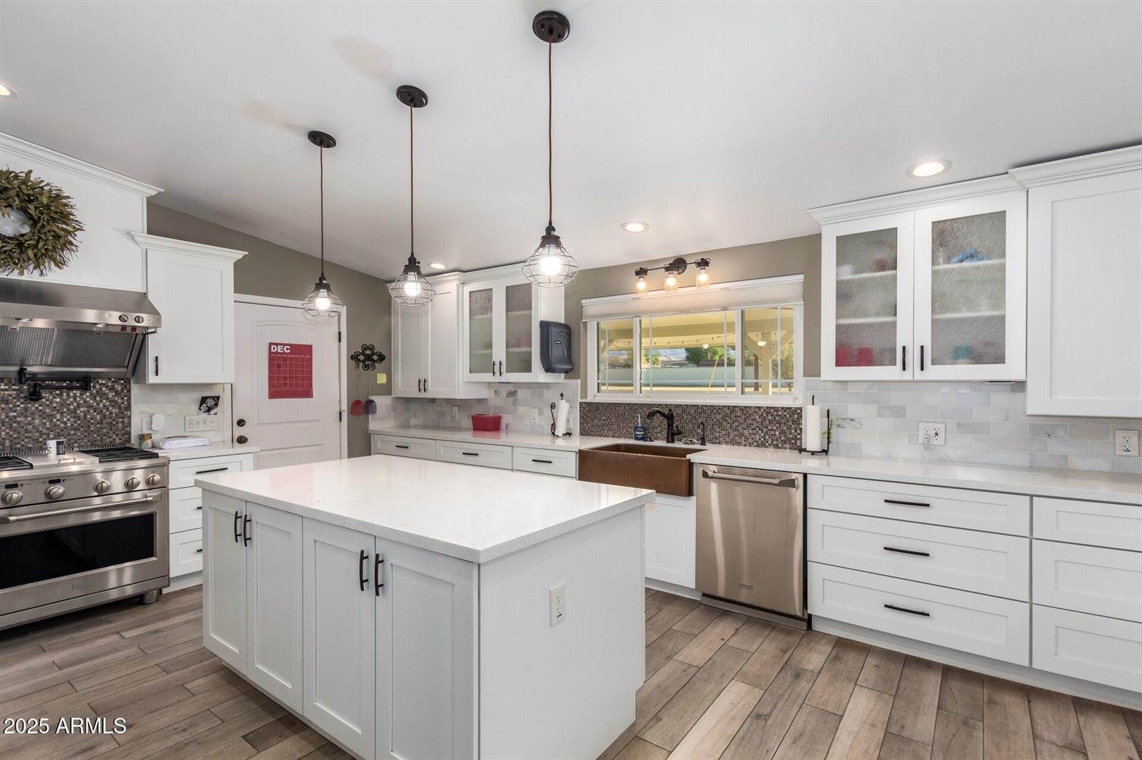 713 West Harwell Road, Phoenix, AZ 85041