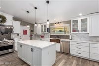 713 West Harwell Road, Phoenix, AZ 85041