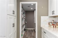 713 West Harwell Road, Phoenix, AZ 85041