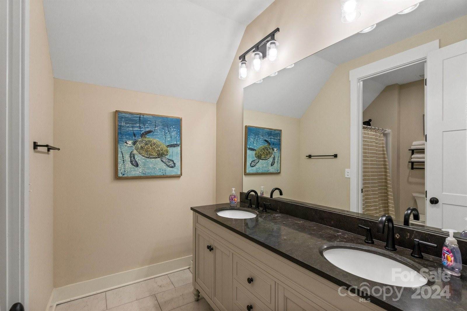 105 Hideaway Lane, Mooresville, NC 28117