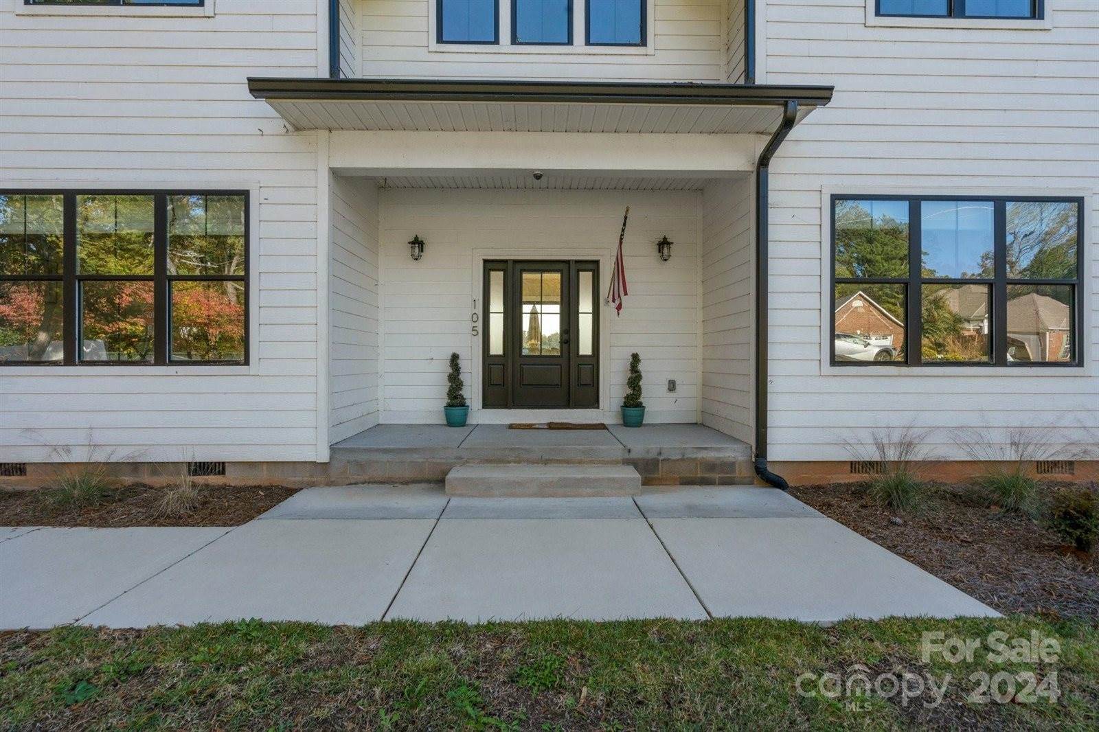 105 Hideaway Lane, Mooresville, NC 28117