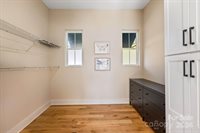 105 Hideaway Lane, Mooresville, NC 28117