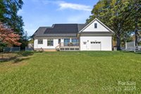 105 Hideaway Lane, Mooresville, NC 28117