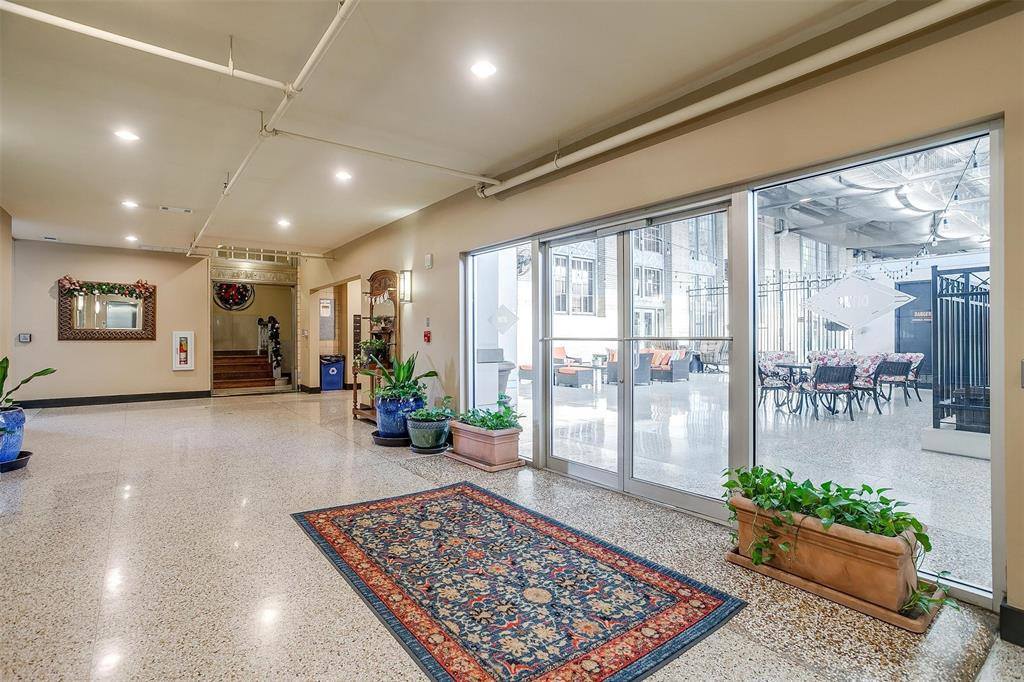 201 West Lancaster Avenue, Fort Worth, TX 76102