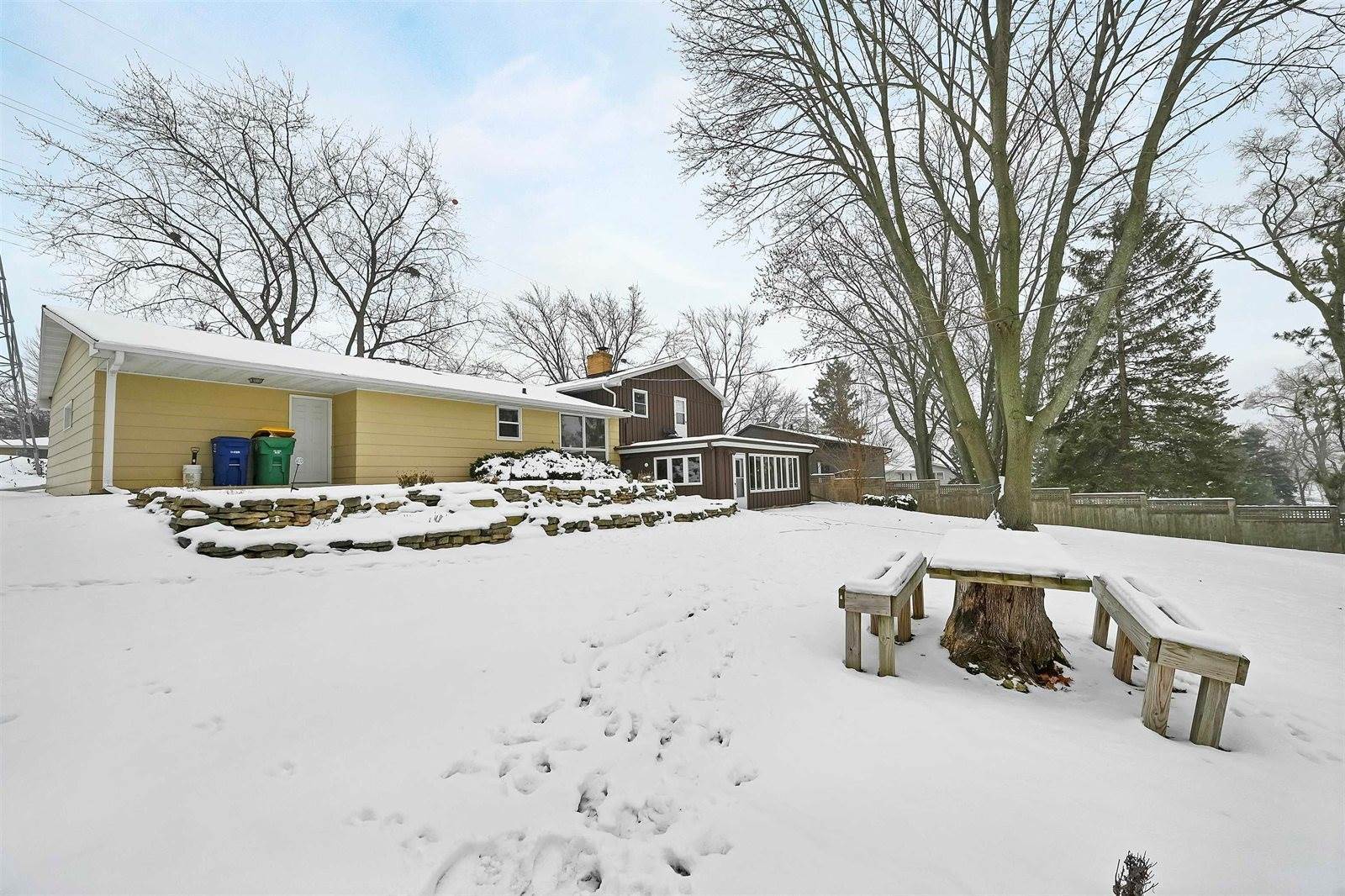 612 Skyline Boulevard, Green Bay, WI 54302