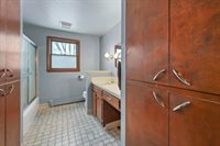 612 Skyline Boulevard, Green Bay, WI 54302