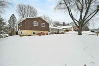 612 Skyline Boulevard, Green Bay, WI 54302