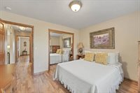 2061 Muirfield Way, New Franken, WI 54229