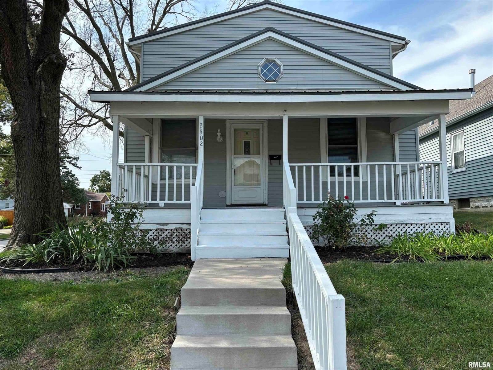 2402 Wilkes Avenue, Davenport, IA 52804