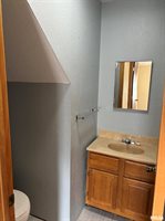 2402 Wilkes Avenue, Davenport, IA 52804