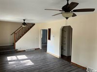 2402 Wilkes Avenue, Davenport, IA 52804