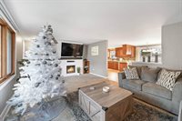 1242 Loch Drive, Green Bay, WI 54304