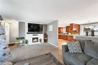 1242 Loch Drive, Green Bay, WI 54304