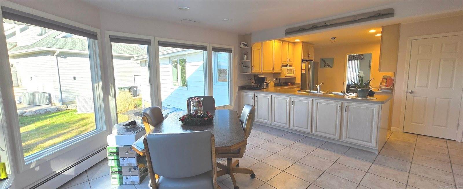 22 Gulfview, Milford, CT 06460