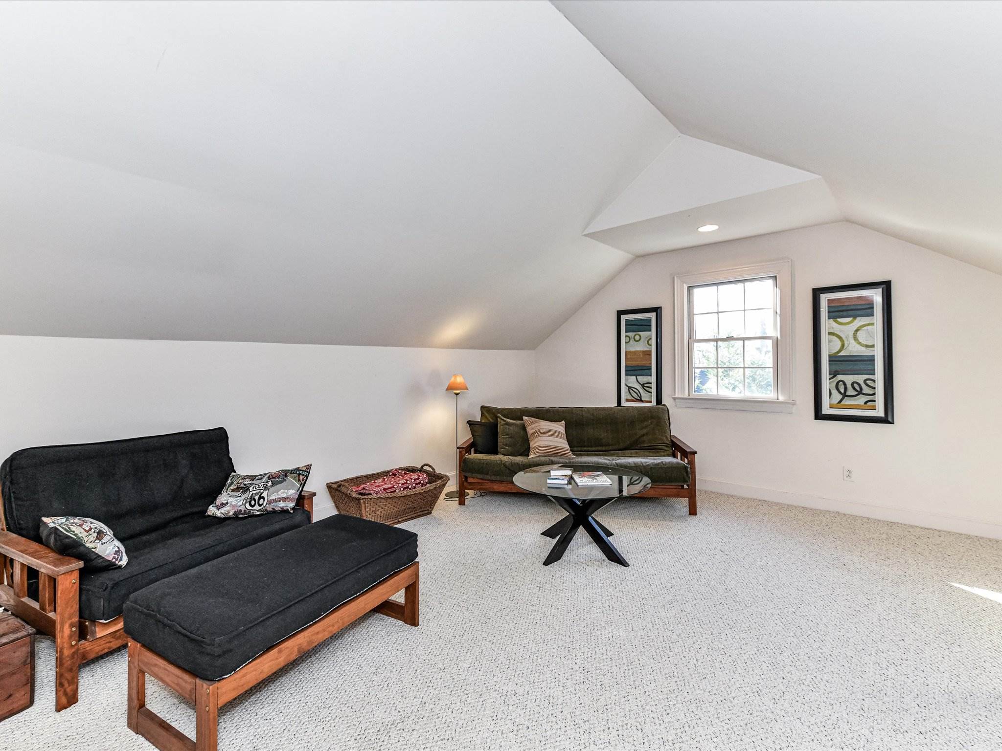 4511 Twin Oaks Place, Charlotte, NC 28212