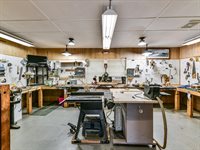 4511 Twin Oaks Place, Charlotte, NC 28212