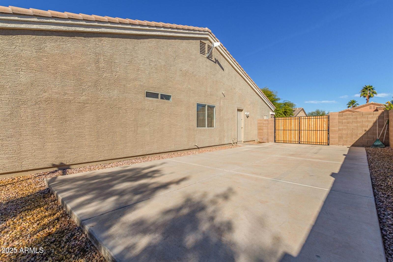 749 East Black Diamond Drive, Casa Grande, AZ 85122