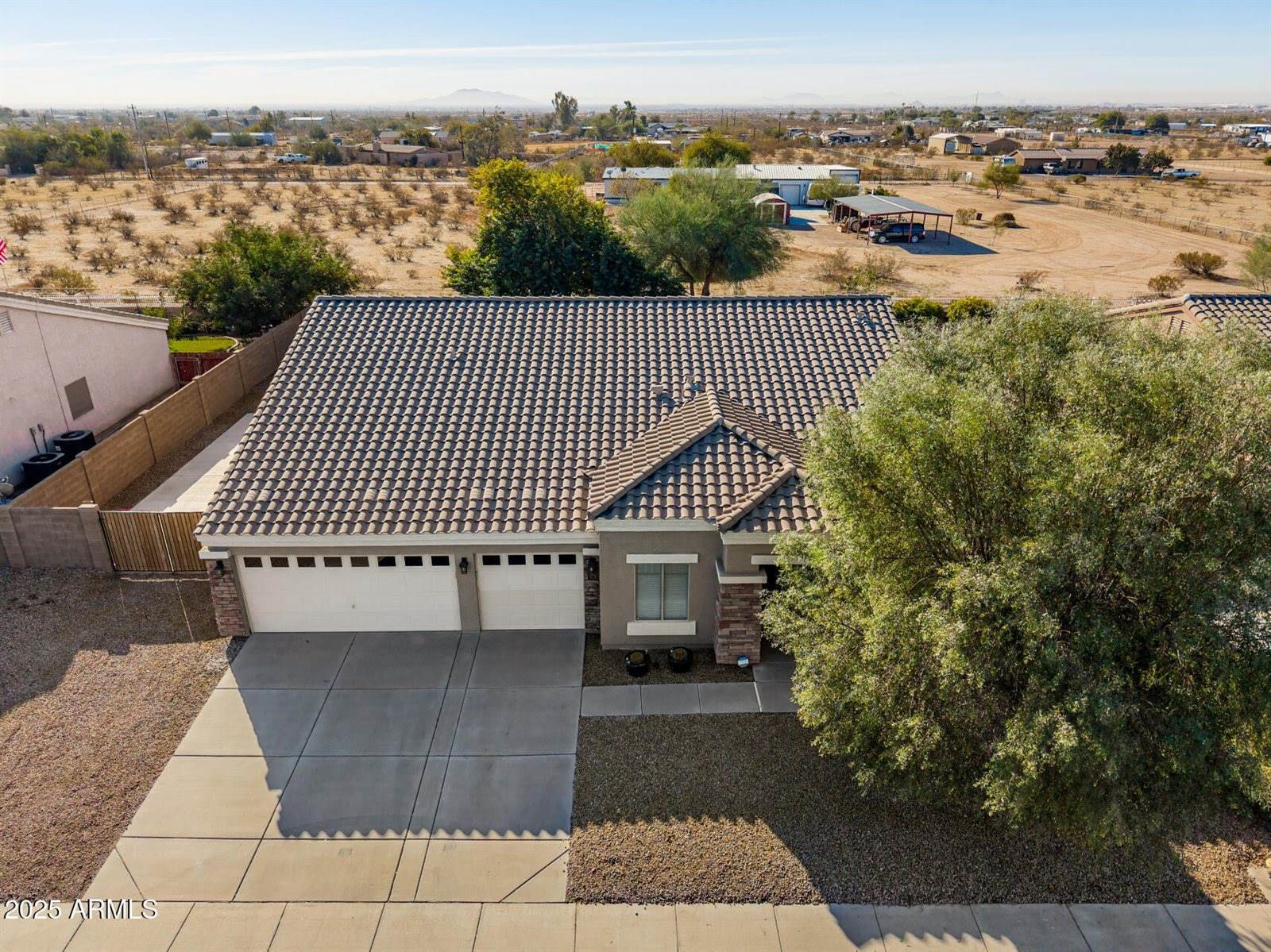 749 East Black Diamond Drive, Casa Grande, AZ 85122