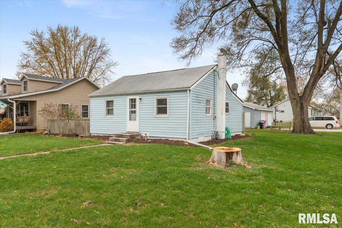 601 2ND Street, Colona, IL 61241