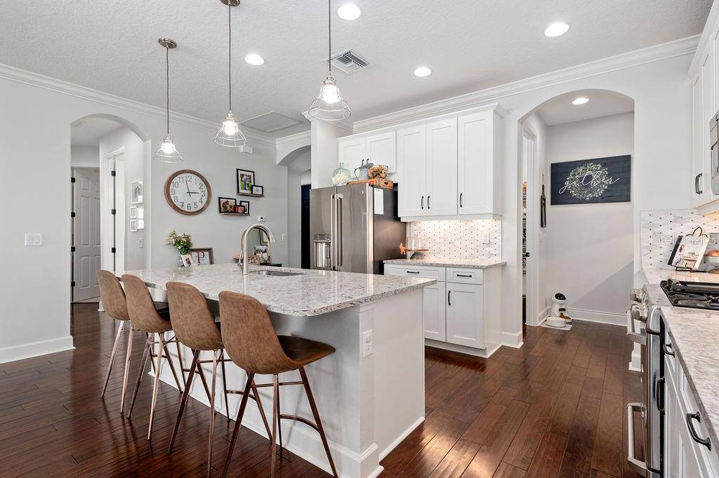 5790 Spider Lily Circle, Sarasota, FL 34238