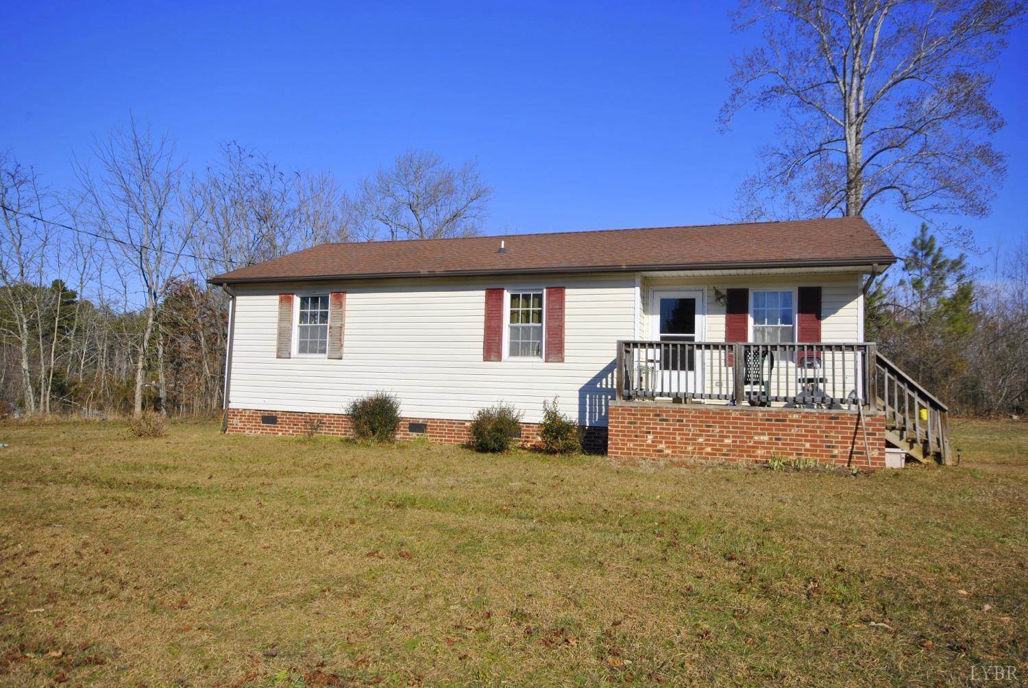 1114 Golden Leaf Rd, #4, Nathalie, VA 24577