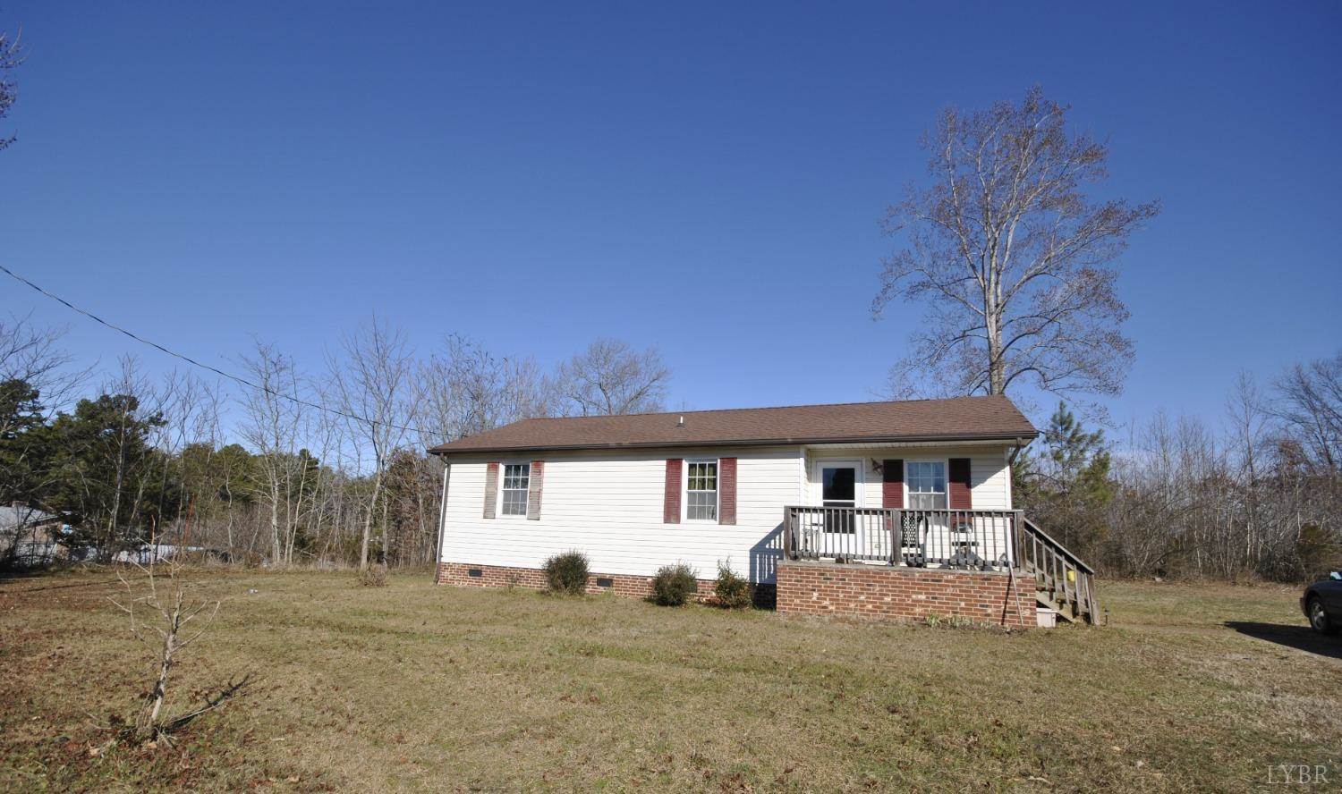 1114 Golden Leaf Rd, #4, Nathalie, VA 24577