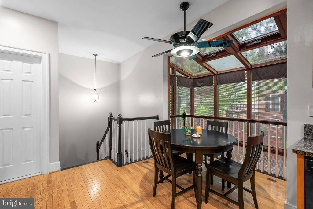 9958 Foxborough Circle, Rockville, MD 20850