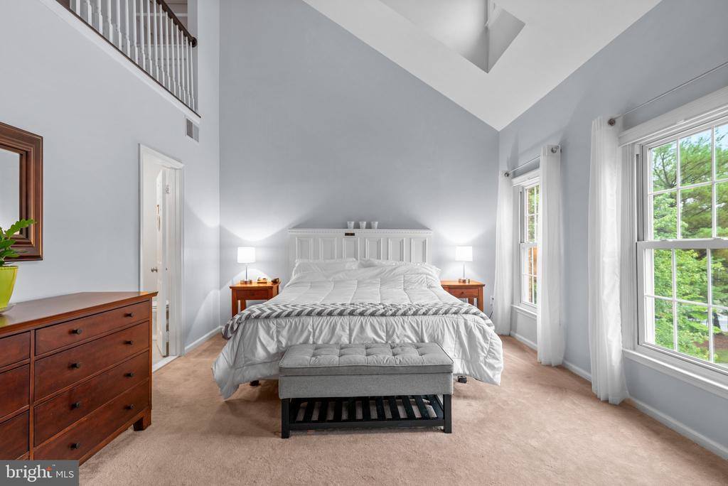 9958 Foxborough Circle, Rockville, MD 20850