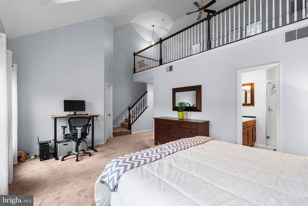 9958 Foxborough Circle, Rockville, MD 20850