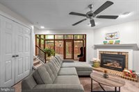 9958 Foxborough Circle, Rockville, MD 20850