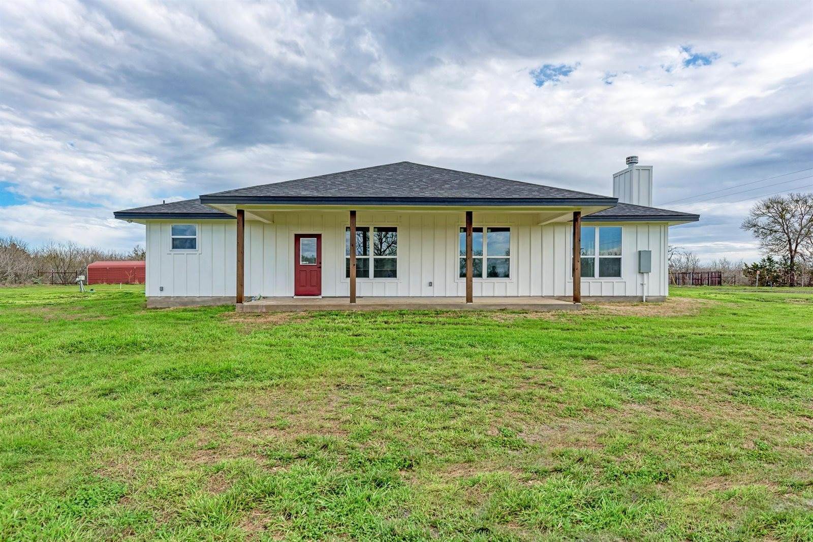 2855 Dale Ln, Dale, TX 78616